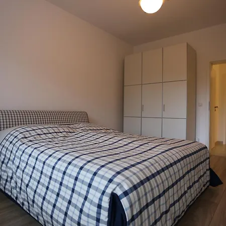 Deluxe * Düsseldorf
